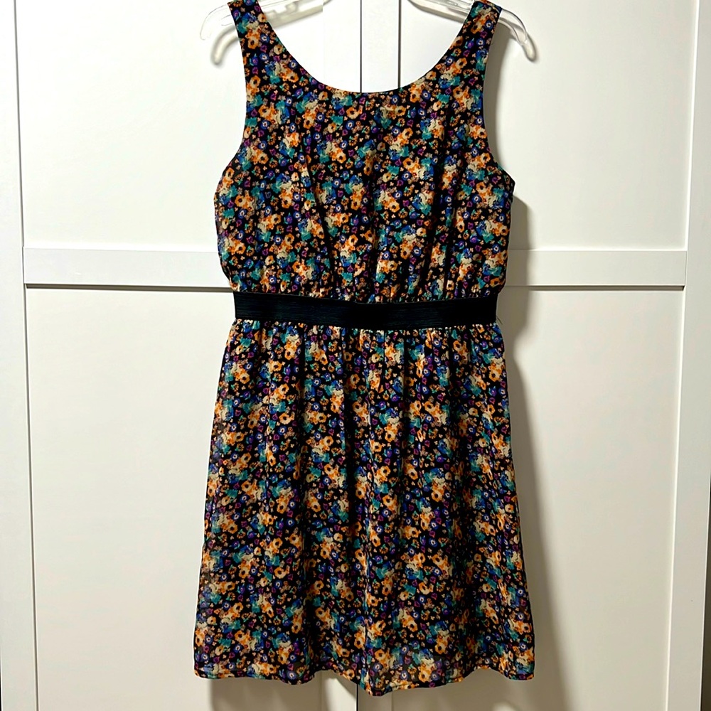 Floral Stretchy Cinched Waist Dress w/ Button and Cut-Out Back